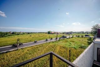 Villa MJ Modern Luxe 4BR with Big Pool & Rooftop - Canggu - 3