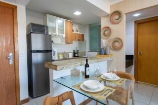 Pé na Areia - Apartamento com Ar, Garagem e Piscina semiolímpica - Salvador - 2