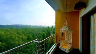 Mustard House 1BHK, Siolim by Lazy Daze Stays - 2