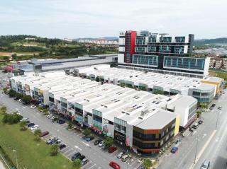 CORE SOHO SUITE KLIA FREE WIFI NEAR KIP MALL by GOLDEN GATES - Sepang - 1
