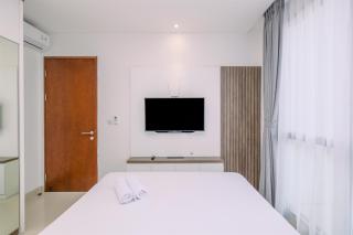 Stunning and Cozy 1BR Apartment at Ciputra World 2 By Travelio - 7