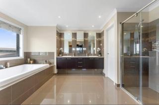 Cozy family home near suft coast 6 beds - Grovedale - 1