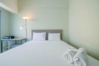 Functional and Minimalist Studio Apartment at Springlake Summarecon By Travelio - Bekasi - 7