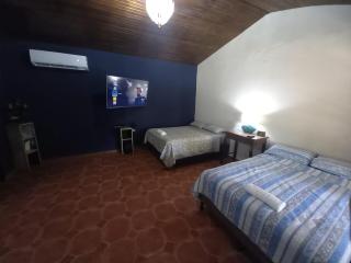 Palmerola Inn - - 2