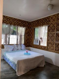 Big Fun Beach House - Bacong - 3