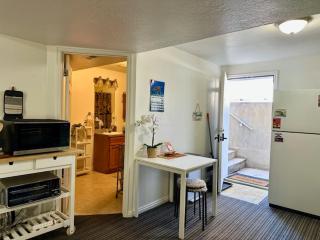 Hawaiian Sunshine in Provo, Utah - 9