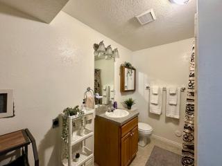 Hawaiian Sunshine in Provo, Utah - 1