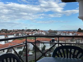 Charmant appartement avec terrasse dans résidence avec piscine à Ciboure - FR-1-239-1107 - Ciboure - 9