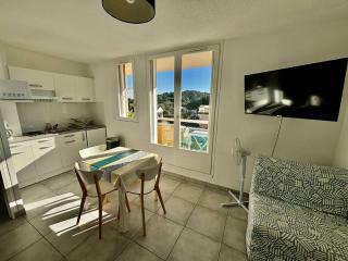 Appartement lumineux avec terrasse et parking proche plage - FR-1-816-27 - Bormes-les-Mimosas - 8