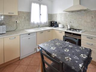 Villa agréable près d'Avignon avec piscine privative et WiFi - FR-1-708-85 - Avignon - 1