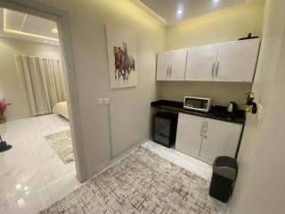 Luxury 1 BR Boulevard World 10 Min Nearby - Riad - 7