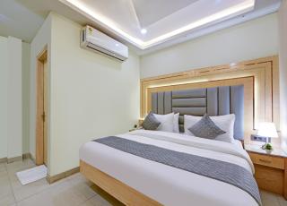 New Frontier - 2 Mins from OLD Delhi Railway Station & Chandni Chowk - New Delhi - 8