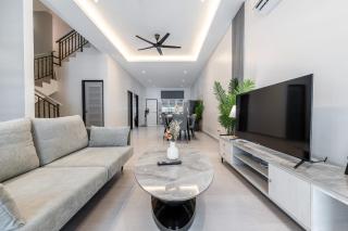 La Ferringhi Villa - Marblelous 5BR Bungalow by ALV - Batu Ferringhi - 6