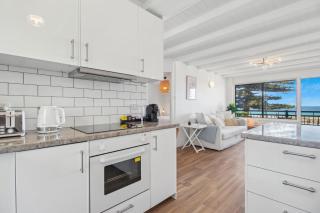 Belle Escapes - Waterfront Serenity in Seacliff - 5