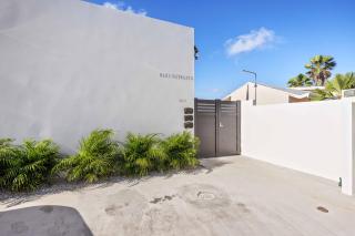 Charming 2 BR Oasis in Oranjestad by Bocobay - 4