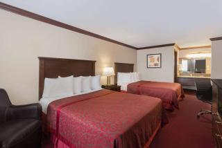 Days Inn by Wyndham Auburn - Auburn - 8