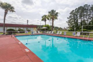 Super 8 by Wyndham Hardeeville - Savannah North - 6