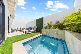 Charming 2 BR Oasis in Oranjestad by Bocobay - 9