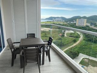 Modern & Cosy Apartment 5 Min Walk to the Beach - Santa Marta - 2
