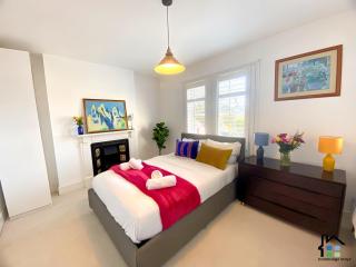 Cambridge Stays 3BR house, easy walk to city center, 2 showers, garden, 2 free parking spaces - Cambridge - 9