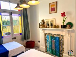Cambridge Stays 3BR house, easy walk to city center, 2 showers, garden, 2 free parking spaces - Cambridge - 4