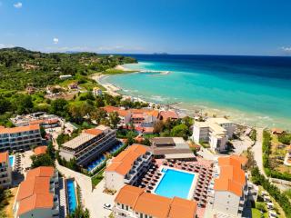 Angela Beach Hotel & Apts - 0