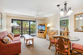 Deluxe Condo With Resort Views - Naples - 2