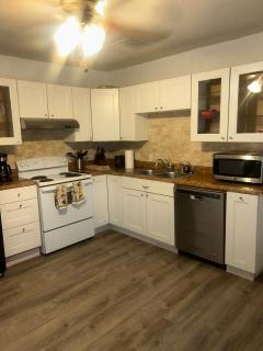 Snyder Ira house 10 minutes to Snyder-Cogdell - - 7