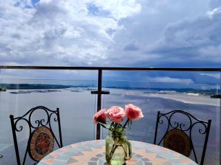 Ocean View Family Suite - 9