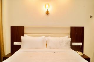 Jaag Hotel - Chennai - 9