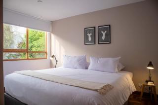 w* Breathtaking 3BR w Terrace in Barranco - 9