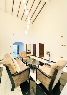 Starhaven Rooms & Stays - Ambalantota - 3