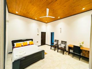 Starhaven Rooms & Stays - Ambalantota - 7