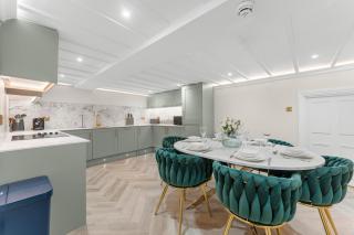 5 Star Lux Abode in Central Bath - Games Room - Bath - 7