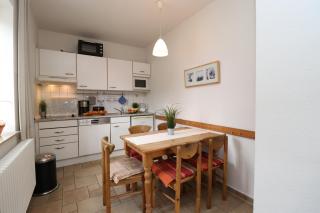 Ferienhäuser Alte Feuerwehr, "Große Wohnung" - Wustrow - 8
