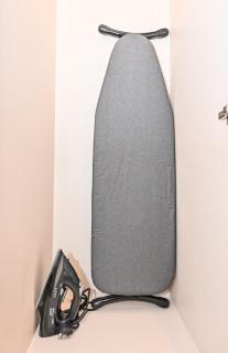 Stylish 1-BR Retreat with Sweeping Views in Palm Tower - 3