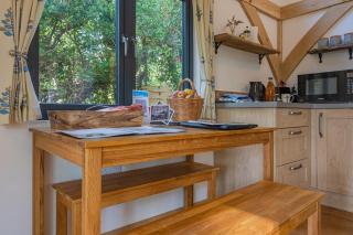 Woodland Cabin Retreat in Alfriston - hot tub - Alfriston - 4