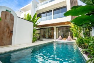 Unity Villa Jungle view - 4