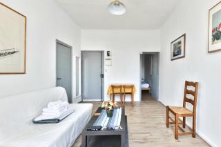 Stunning 1BR Flat near Vieux Port - 9