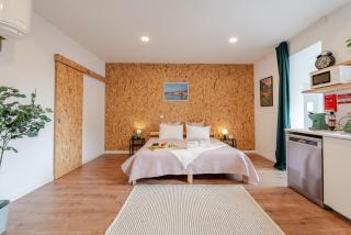 HostWise - Stylish Sunny Flats - Porto - 6