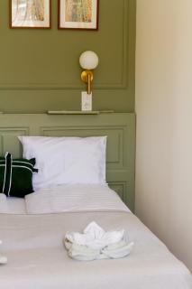 2BR Modern Elegance w Sauna and AC by - Budapest - 5