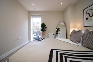 Casablanca 2 - 2 Bedroom Apartment with Parking - Cardiff - 2