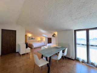 Private terrace with lake view near Varenna - Perledo - 3