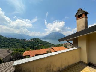 Private terrace with lake view near Varenna - Perledo - 9