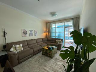 2-BHK Apartment with Gym & Pool - 5