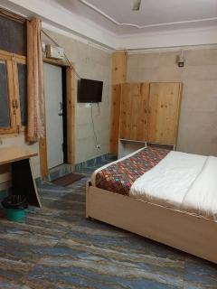 Chauhan Home Stay - Meerut - 8