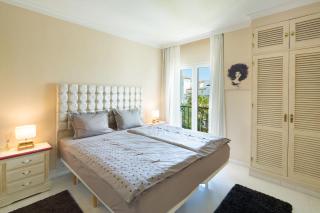 Luxury 5* 3 beds apartment in Playas del Duque, Puerto Banus Marbella - Marbella - 5