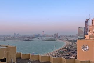 StayShort - Chic 2BR Retreat with Stunning Views in JBR - 3
