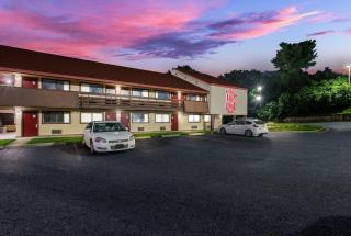 Red Roof Inn Hickory - Hickory - 3