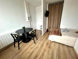 Le Cosy Urbain 100 m Gare - Villefranche-sur-Saône - 9